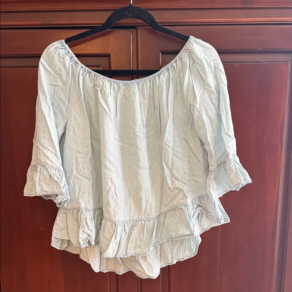 beachlunchlounge Off-Shoulder Ruffle Blouse - Light Blue